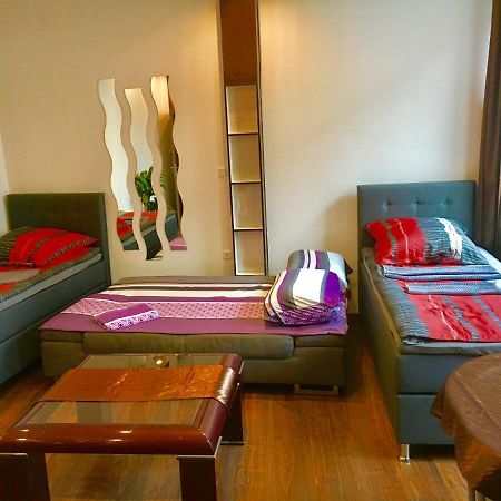 Studio Appartement Zentrum City Hauptbahnhof ニュルンベルク エクステリア 写真