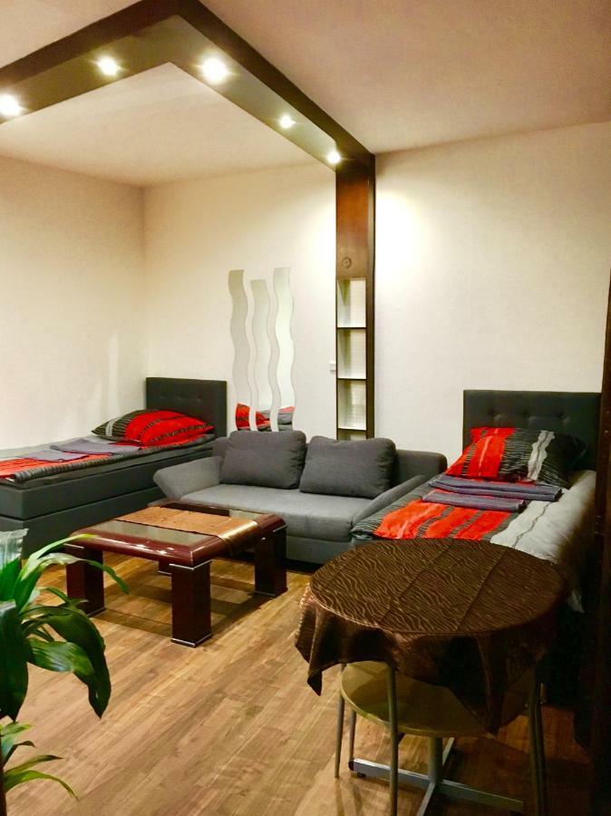 Studio Appartement Zentrum City Hauptbahnhof ニュルンベルク エクステリア 写真